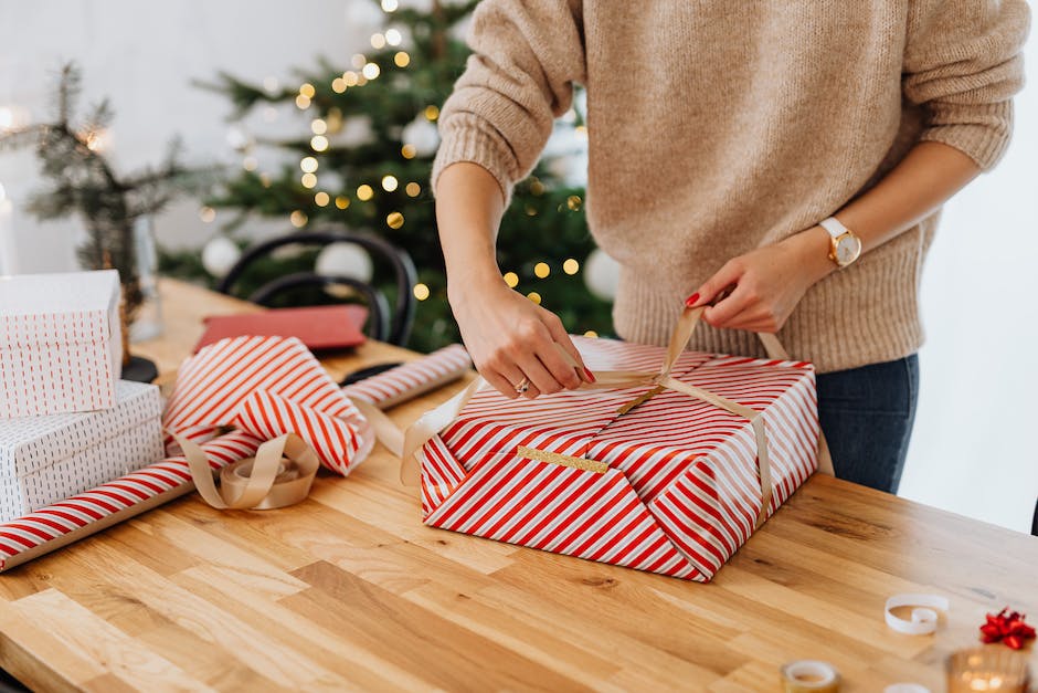  Geschenke einpacken Anleitung