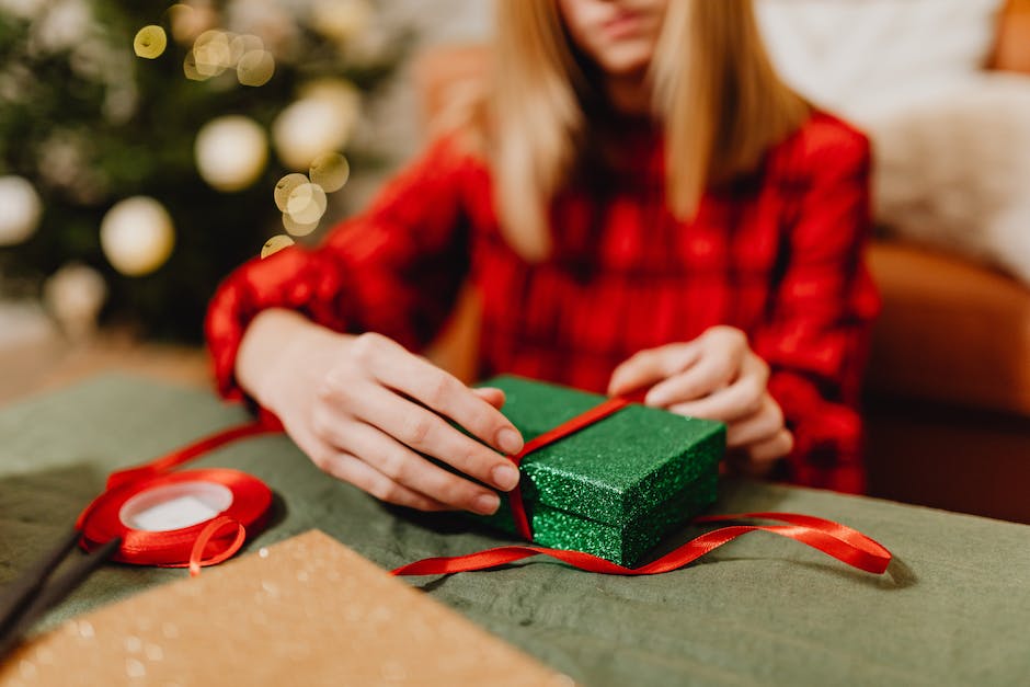  Schritt-für-Schritt-Anleitung zum Geschenke Verpacken