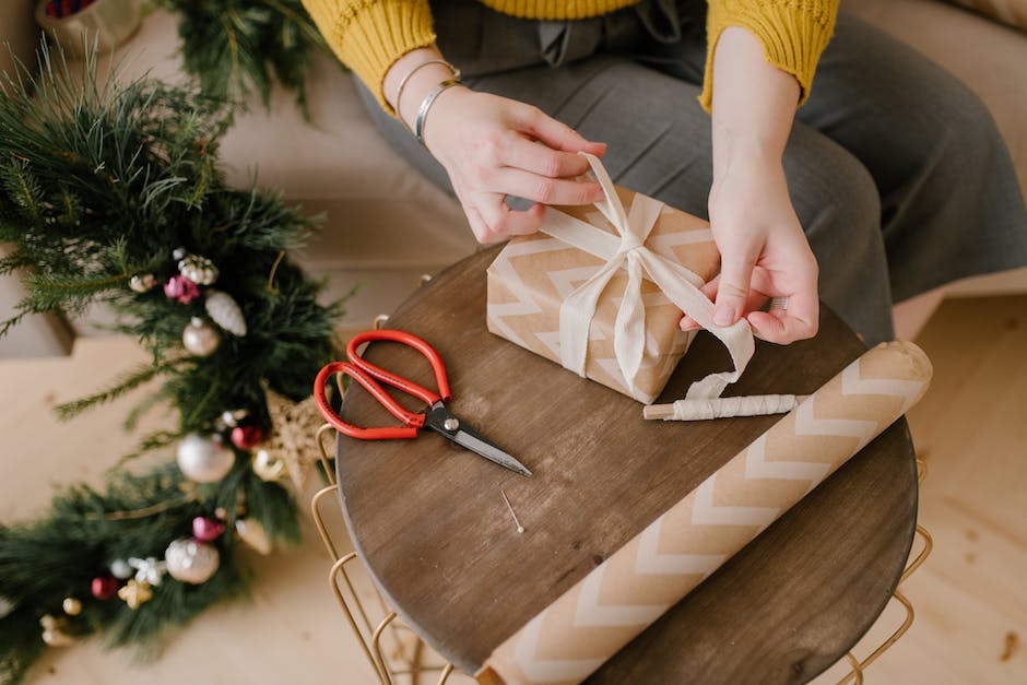 Geschenke verpacken lassen - einfache Möglichkeiten für Ihren Geschenkeinkauf